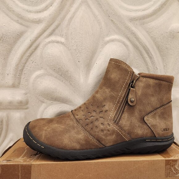 JBU WaterProof "Polaris" Booties in Tobacco. NIB. Size 9 - Picture 2 of 10